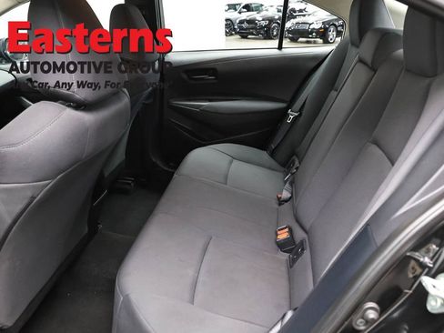 Used 2022 Toyota Corolla LE FWD image 20