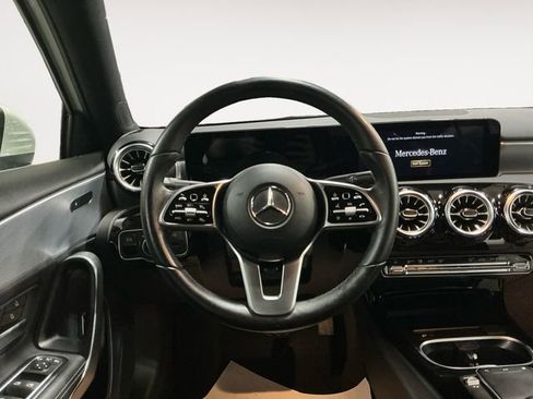 Used 2022 Mercedes-Benz A 220 4MATIC image 13