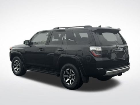 Used 2024 Toyota 4Runner TRD Off-Road Premium image 9