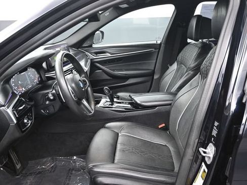 Used 2021 BMW M550i xDrive w/ Dynamic Handling Package AWD/4WD image 6