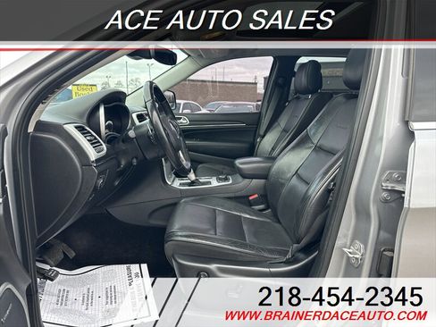 Used 2018 Jeep Grand Cherokee Summit image 12
