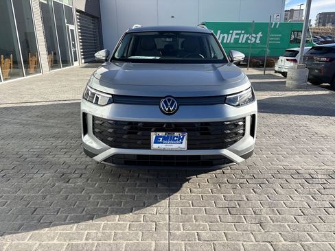 New 2026 Volkswagen Tiguan SE image 8
