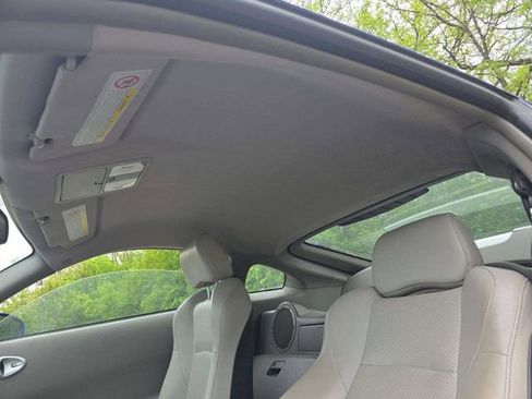 Used 2003 Nissan 350Z Touring RWD image 10