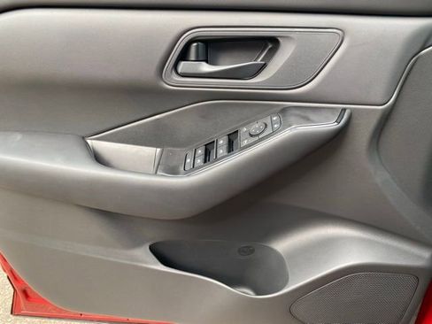 New 2026 Nissan Rogue S image 13