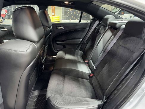 Used 2022 Dodge Charger Scat Pack RWD image 17
