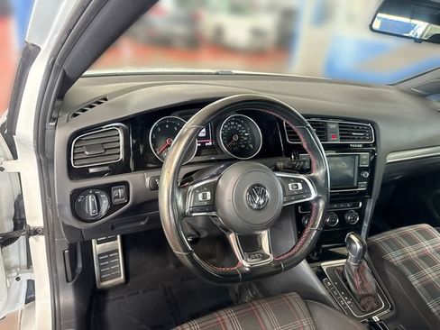 Used 2018 Volkswagen GTI S FWD image 12