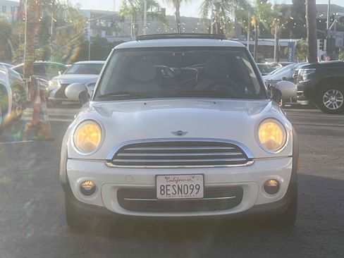 Used 2011 MINI Cooper Hardtop FWD image 4