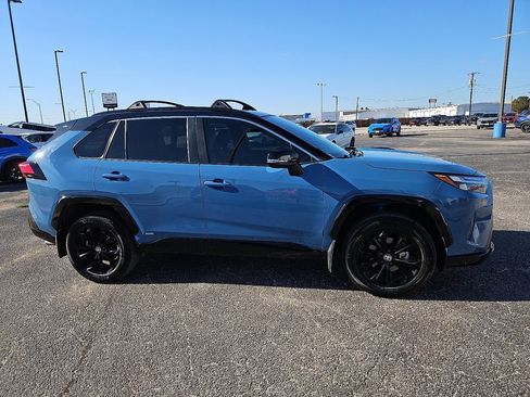 Used 2023 Toyota RAV4 XSE AWD/4WD image 9