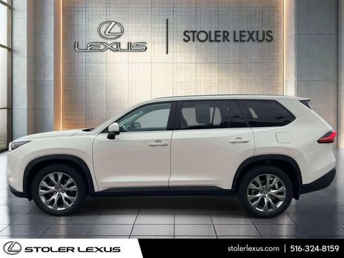 Used 2024 Toyota Grand Highlander Limited image 4