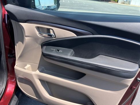 Certified 2022 Honda Pilot Special Edition image 31