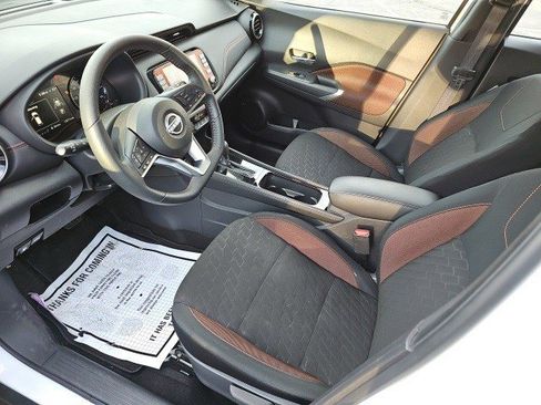 Used 2024 Nissan Kicks SR image 20