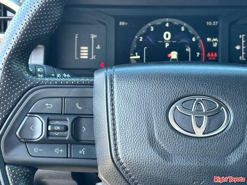 Certified 2026 Toyota Tacoma SR5 AWD/4WD image 21