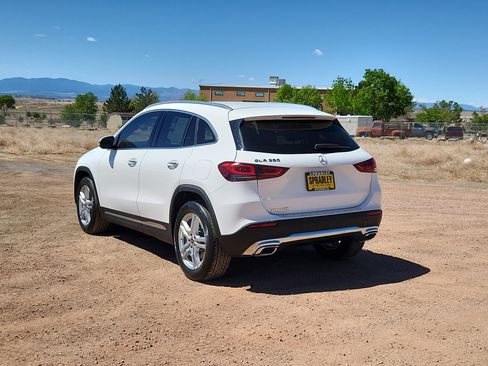 Used 2021 Mercedes-Benz GLA 250 image 3