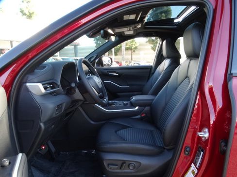 New 2026 Toyota Highlander XSE image 10