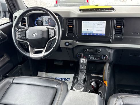 Certified 2022 Ford Bronco Badlands image 11