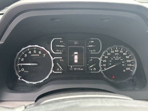 Used 2019 Toyota Tundra SR5 w/ SR5 Upgrade Package image 29