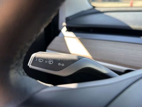 Used 2023 Tesla Model 3 Performance image 20
