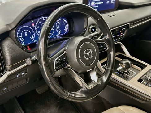 Used 2024 MAZDA CX-90 Plug-In Hybrid w/ Preferred AWD/4WD image 18