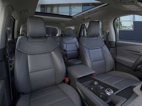 New 2026 Ford Explorer Active w/ Active Comfort Package AWD/4WD image 11