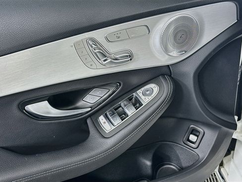 Used 2021 Mercedes-Benz C 300 Sedan image 15