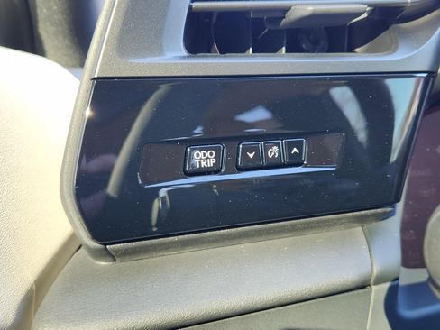 New 2026 Lexus RZ 350e 2WD image 18