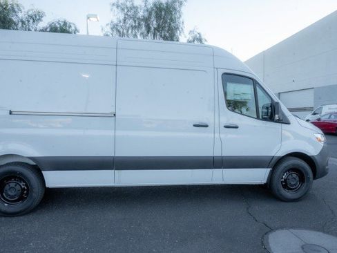 New 2026 Mercedes-Benz Sprinter 2500 image 4