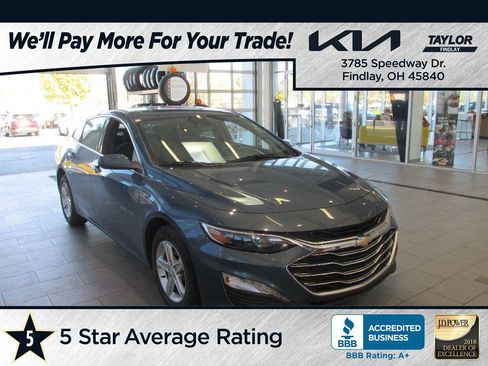 Used 2024 Chevrolet Malibu LT image 1