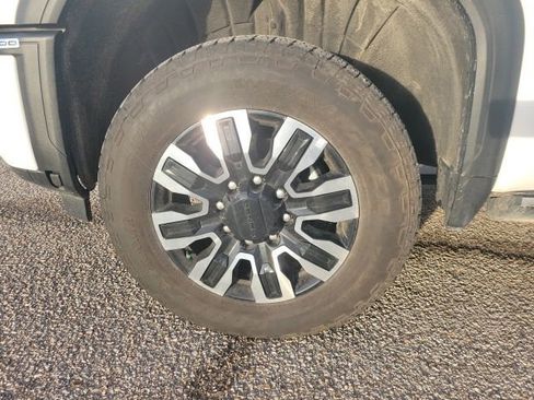 Used 2025 GMC Sierra 2500 Denali Ultimate image 33