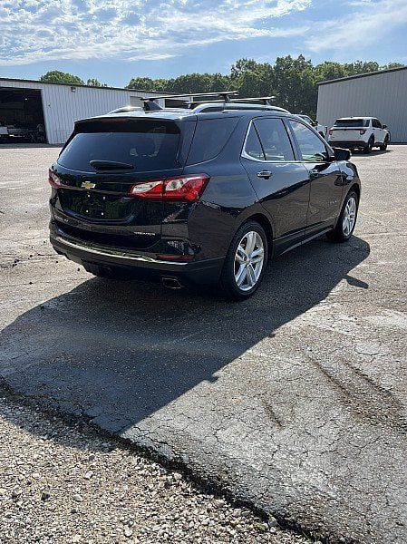 Used 2020 Chevrolet Equinox Premier FWD image 7