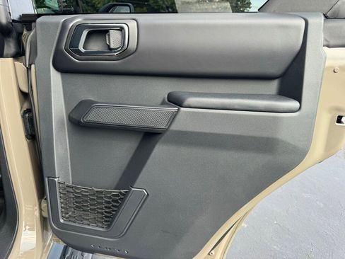 New 2025 Ford Bronco Outer Banks w/ Sasquatch Package image 27