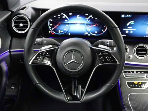 Used 2023 Mercedes-Benz E 350 4MATIC Sedan image 11