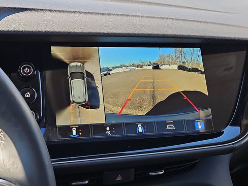 Used 2023 Buick Envision Avenir image 18