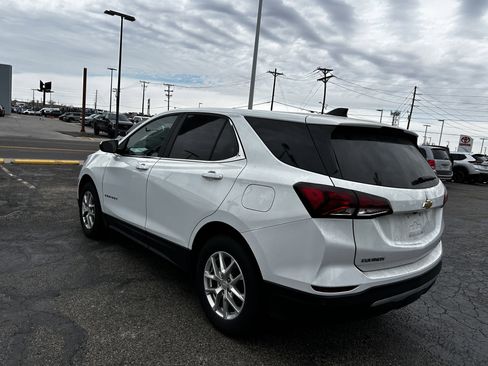 Used 2024 Chevrolet Equinox LT image 3