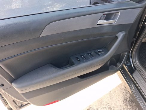 Used 2018 Hyundai Sonata SEL FWD image 11