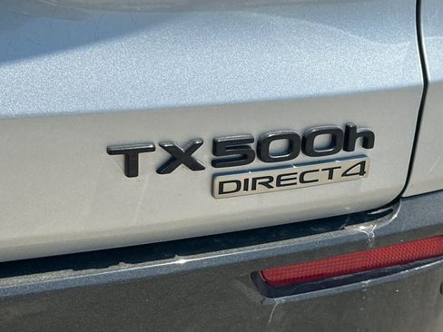 Used 2025 Lexus TX 500h AWD w/ Technology Package image 13