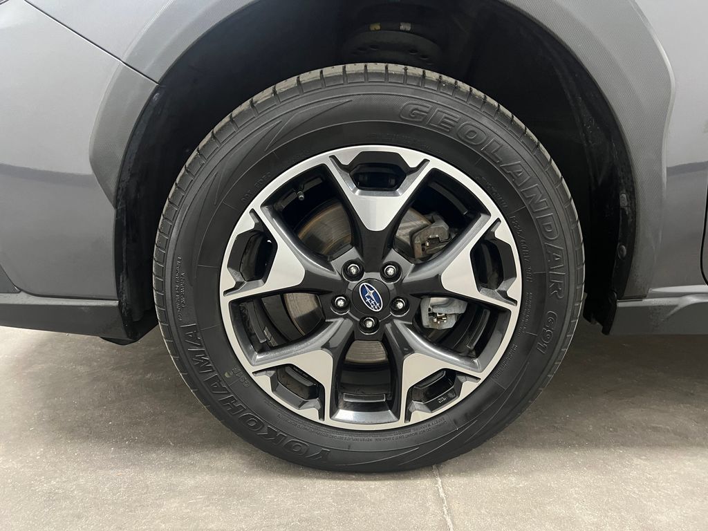 Used 2020 Subaru Crosstrek 2.0i Premium w/ Moonroof Package 2 AWD/4WD image 30
