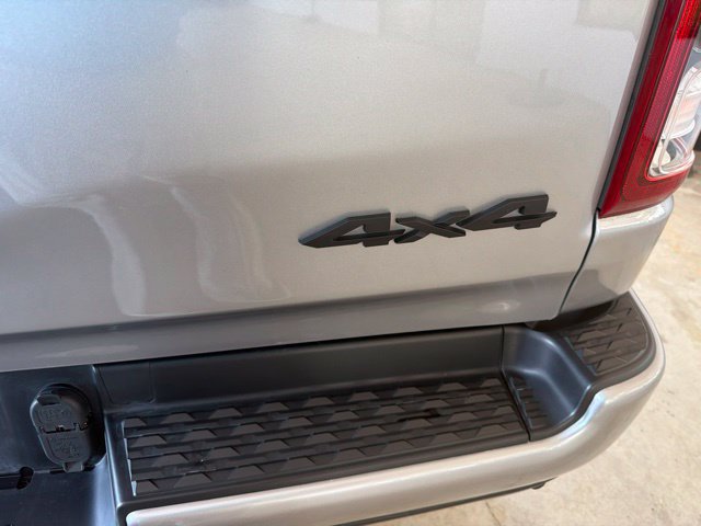Used 2024 RAM 1500 Big Horn AWD/4WD image 6