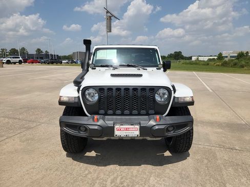 Used 2023 Jeep Gladiator Mojave w/ Cold Weather Group AWD/4WD image 11