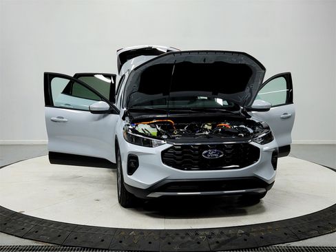 New 2026 Ford Escape ST-Line Select w/ Tech Pack #1 image 10