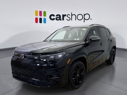 Used 2025 Volkswagen Tiguan SE R-Line