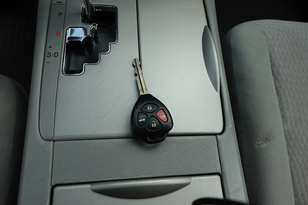 Used 2011 Toyota Camry LE FWD image 47