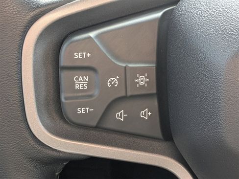 Used 2022 Ford Bronco Outer Banks image 28