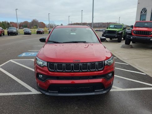 New 2026 Jeep Compass Latitude w/ Sun and Sound Group image 9