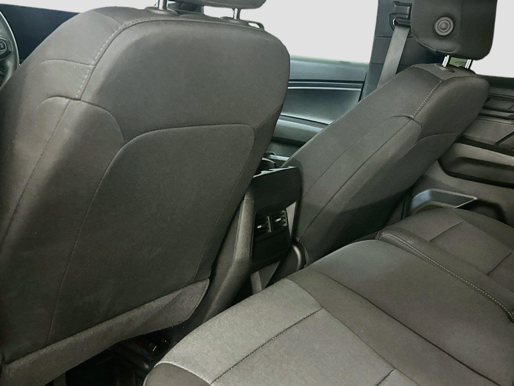 Used 2025 Chevrolet Colorado Trail Boss AWD/4WD image 28