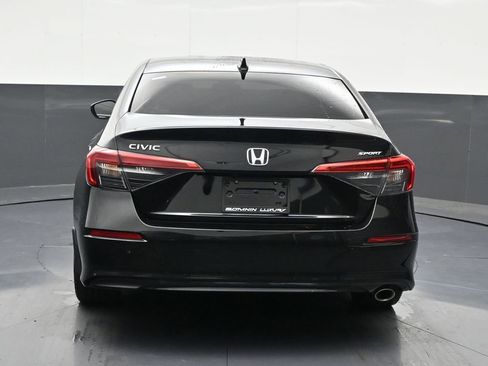 Used 2023 Honda Civic Sport image 4