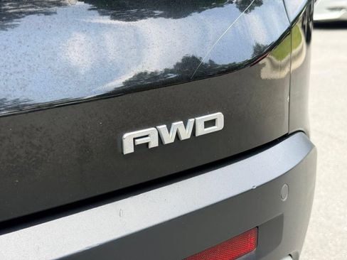 Used 2019 GMC Acadia SLT AWD/4WD image 12