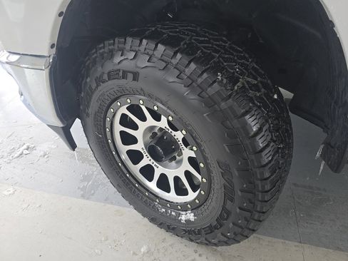 Used 2020 RAM 1500 Big Horn image 10