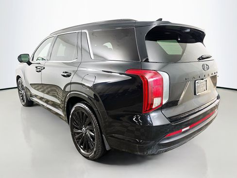 Used 2024 Hyundai Palisade Calligraphy image 5