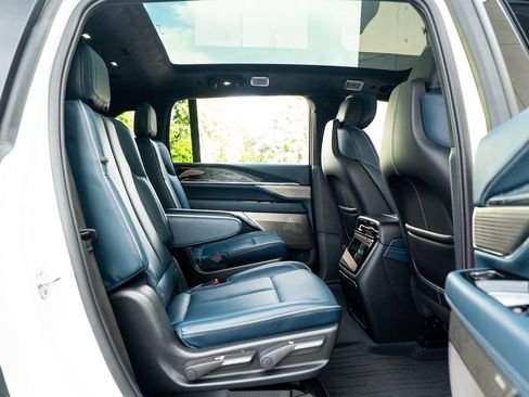 Used 2025 Cadillac Escalade IQ Luxury 2 w/ LPO, Premium Carpet Package AWD/4WD image 52