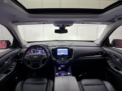 Used 2021 Chevrolet Traverse Premier image 27